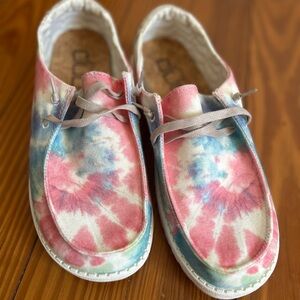 Hey Dude Women’s Boho Casual Slide-on Tie Dye NWOT size 8 Shoes